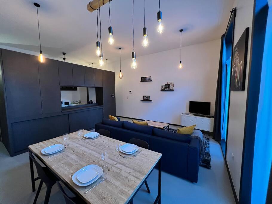 Le Jungle Loft - Place Saint Lambert, Hypercentre Льєж Екстер'єр фото